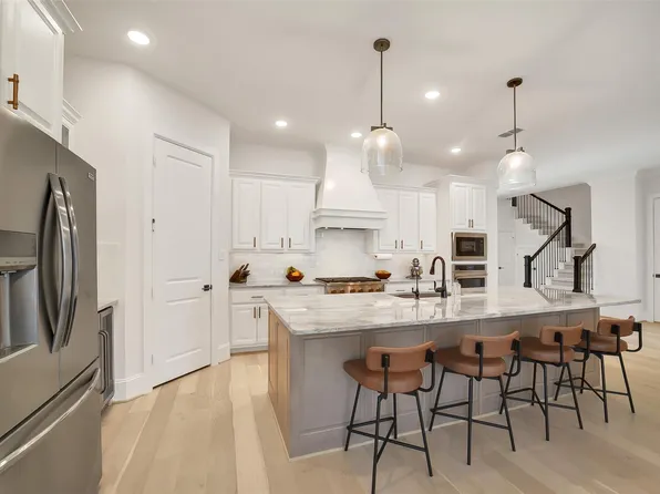 10615 Sleepy Plant Ct, Cypress, TX 77433