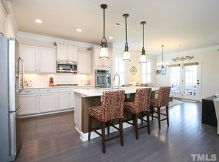 91 E Calvert Ct, Clayton, NC 27527