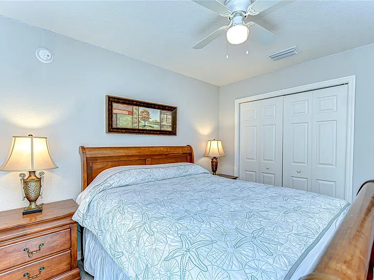 6731 Castle Green Pl — Photo 32