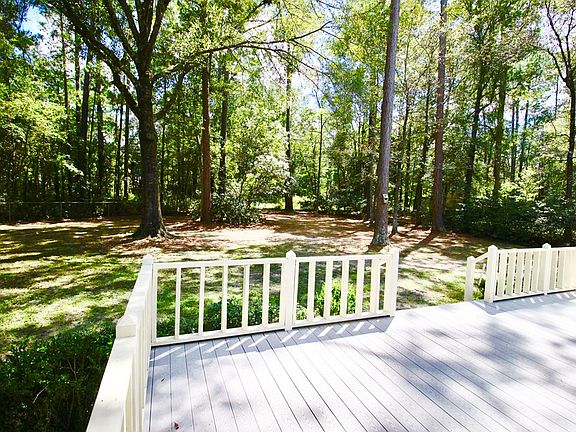 3rd image of 2819 Clayton Dr