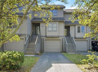 136 River Breeze Dr, Charleston, SC 29407