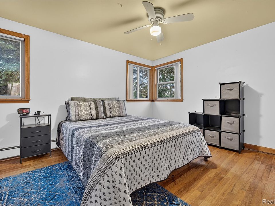 1155 Dolane Blvd, photo 30