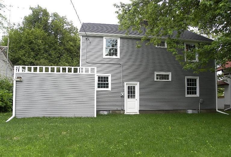 2nd image of 204 N West St