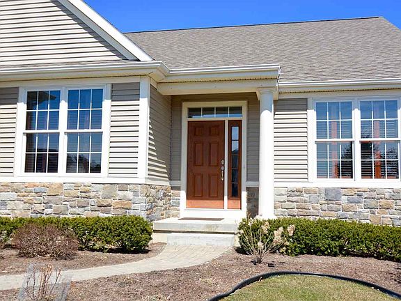 2nd image of 6 Vista Ct