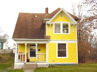 440 S 3rd St, Coshocton, OH 43812