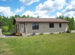 122 Parkwood Dr, Wrenshall, MN 55797
