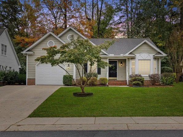 12436 Harcourt Dr, Raleigh, NC 27613