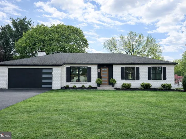 36 Kingston Dr, Palmyra, PA 17078