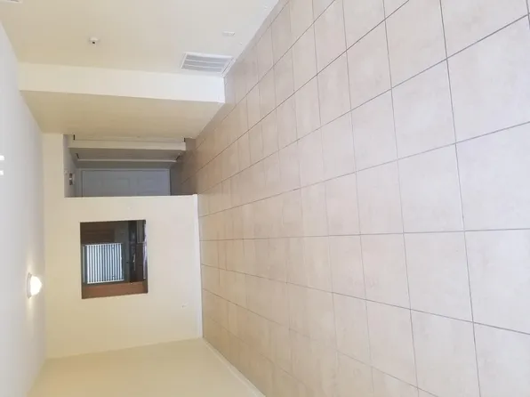 120 Sparrow Dr APT 211, Royal Palm Beach, FL 33411