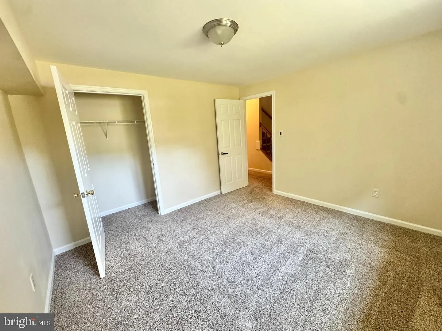 Stafford Townhouse - Fresh Updates - Close To Quantico — Photo 2