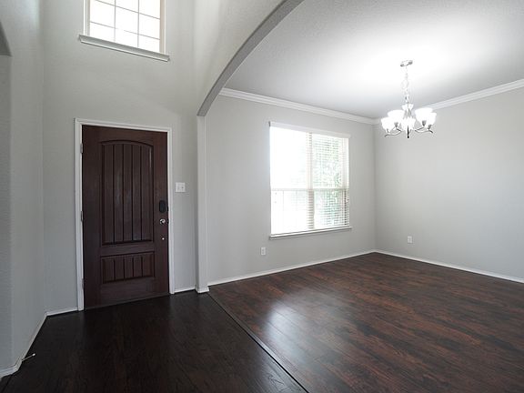 3rd image of 4005 Indian Paintbrush Ln