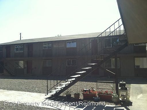 1st image of 131 NW Deer St APT 9