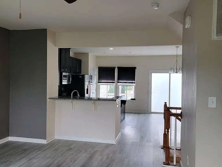 4014 Luminary Dr — Photo 15