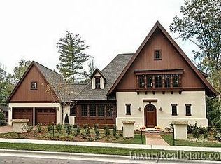 17 Croton Ct, Asheville, NC 28803