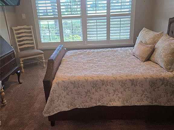 3rd image of 2280 Somerset Ridge Dr Unit 102