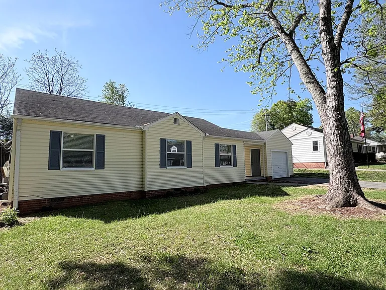 2624 Philip St — Photo 20