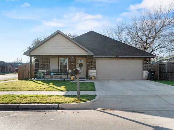 2528 Wills Point Ct, Fort Worth, TX 76105