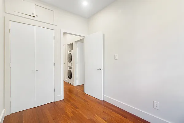 Rented by Mirador Real Estate | media 40