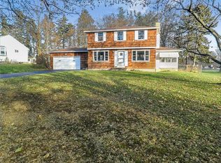 308 W Craig Hill Dr, Rochester, NY 14626
