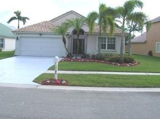 1623 Oak Berry Cir, Wellington, FL 33414