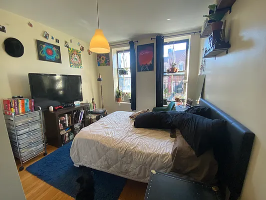 Rented by Urban Pads | media 3