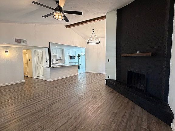 4th image of 4505 Hale St