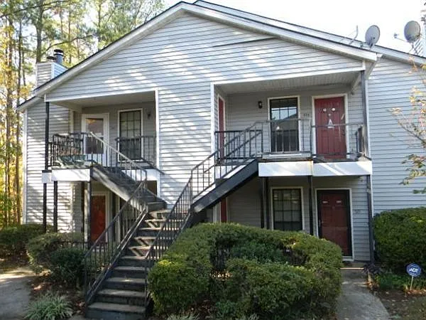 607 Windchase Ln photo 1