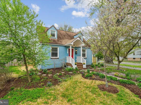 4801 Nicholson St, Riverdale, MD 20737