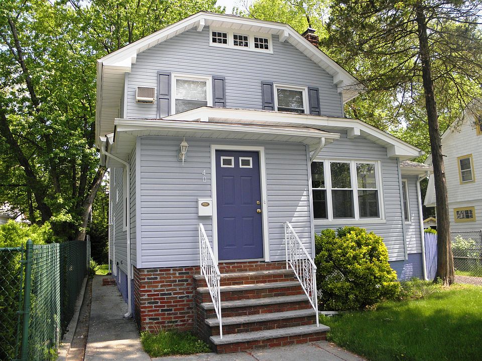1st image of 40 Monroe Ave