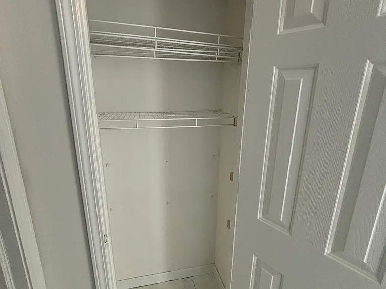 235 Keen St #1R — Photo 10