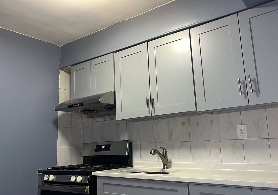 1st image of 2166 Brown St #2F