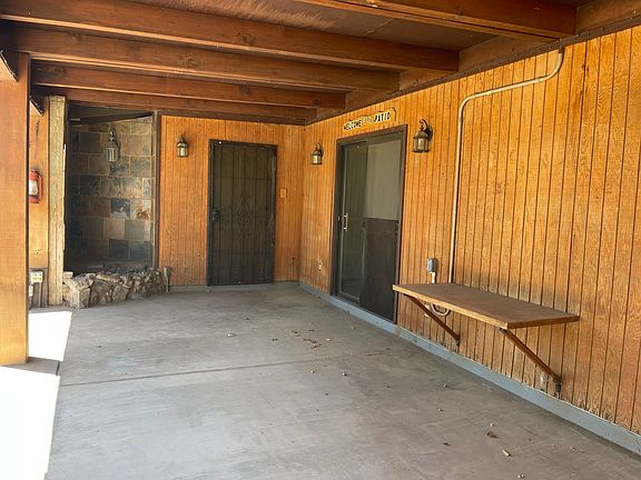 5th image of 224 S Gold Canyon St