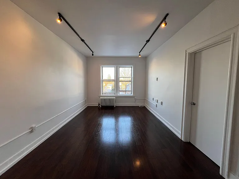 162 Avenue C #2C — Photo 2