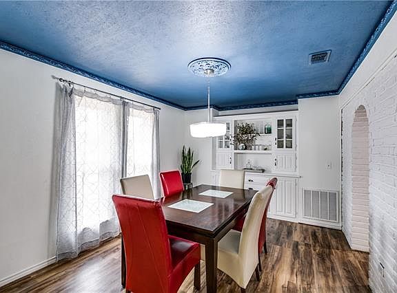 5th image of 2717 Mollimar Dr