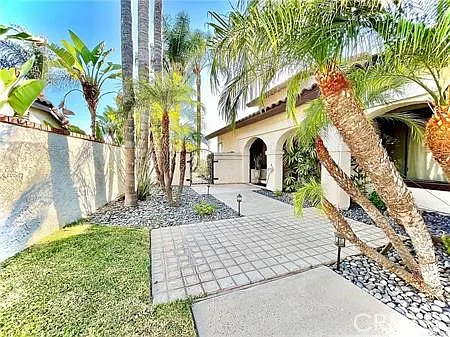4 Los Coyotes Dr — Photo 6