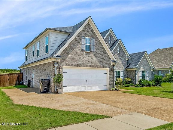 3rd image of 3184 Magnolia Bloom Dr