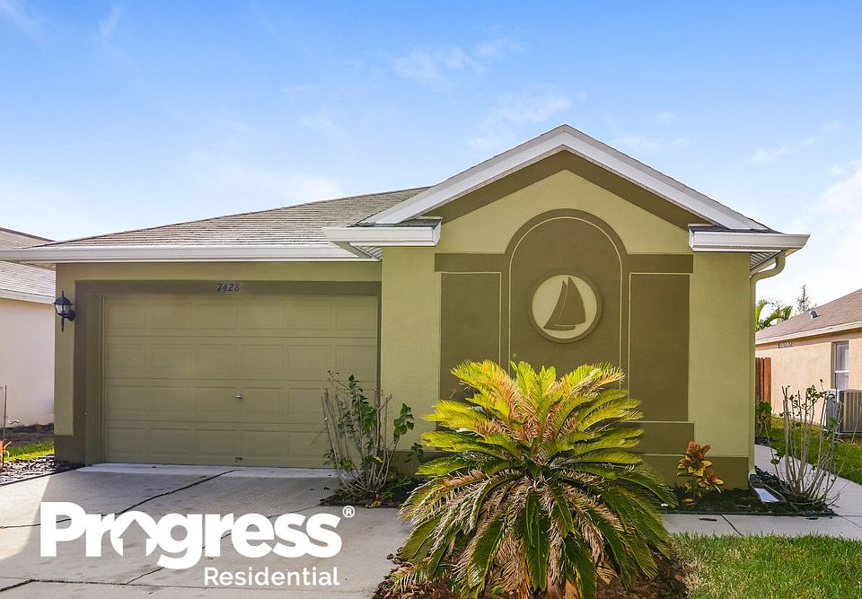 1st image of 7428 Oxford Garden Cir