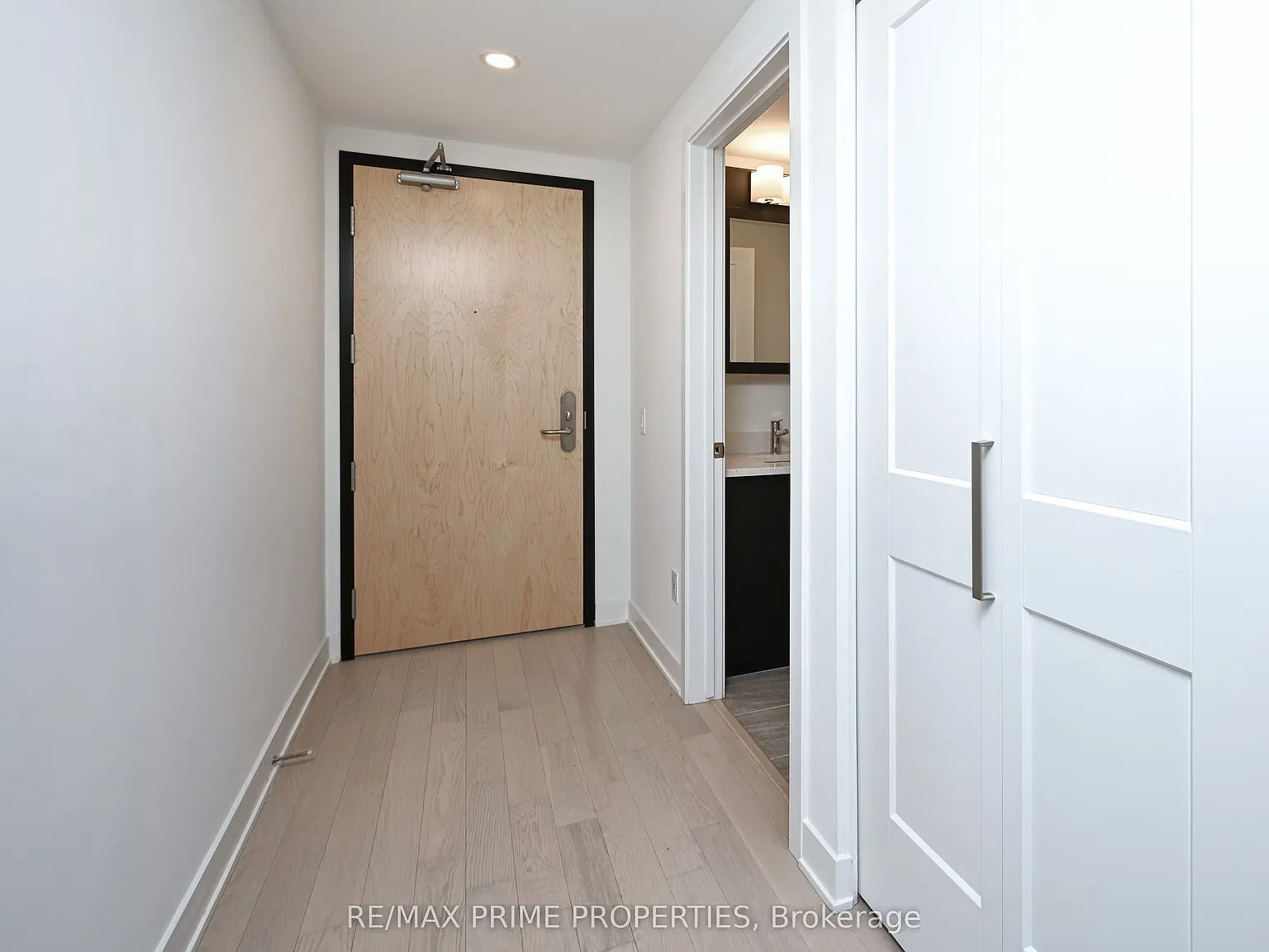 1 bed, $2,500 — Photo 2