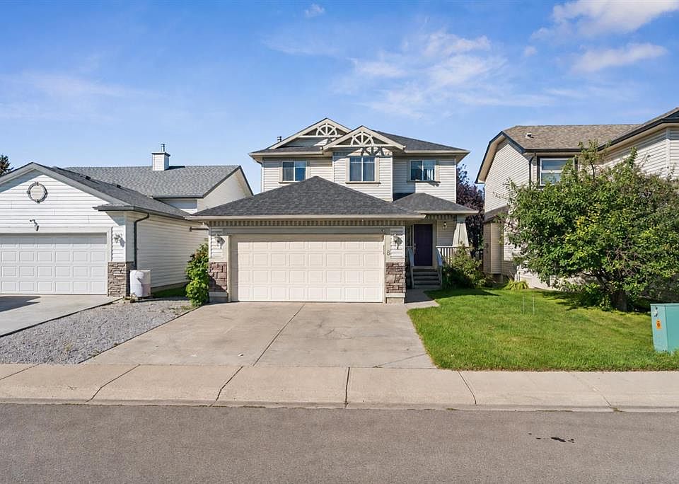 1st image of 8 E Fairways Pl NW