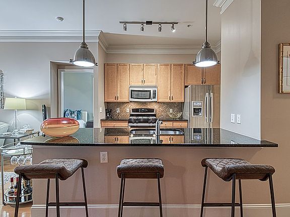 4th image of 3621 Vinings Slope SE Unit 1530
