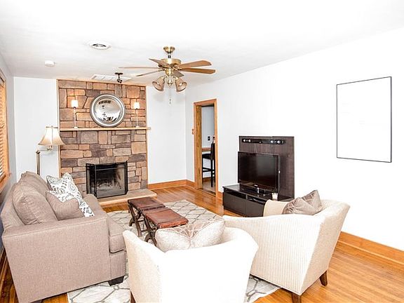 4th image of 6716 Cozy Ln