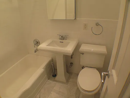 Rented by Glasser Realty LLC | media 13