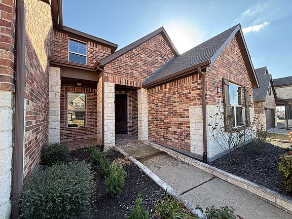 2nd image of 11639 Blanca Ln