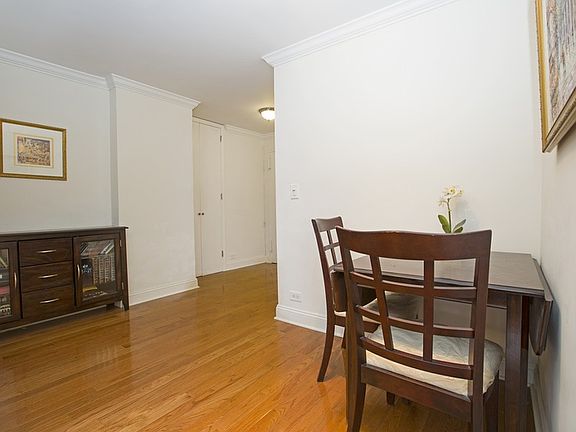2nd image of 153 E 57th St APT 14G