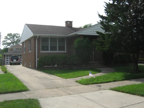 2516 S 7th Ave, North Riverside, IL 60546