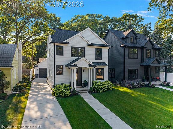 4th image of 1929 Brookwood Ave