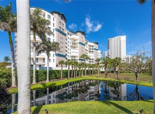 13675 Vanderbilt Dr UNIT 510, Naples, FL 34110