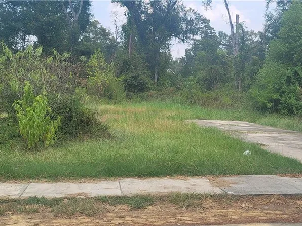 805 E Merry Ave, Hammond, LA 70403