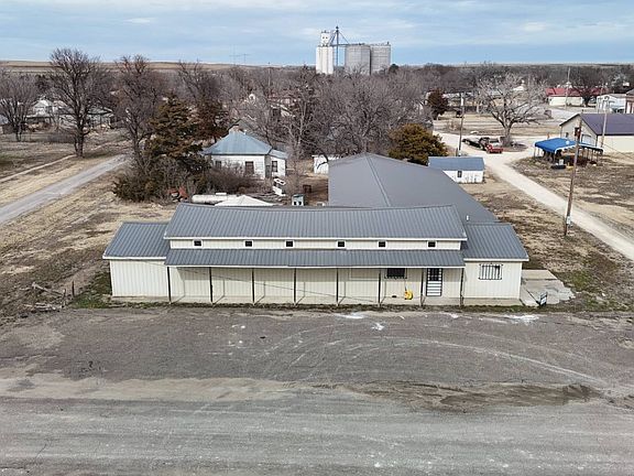 3rd image of 518 3rd St
