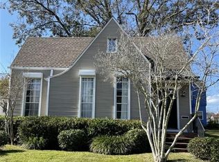 412 Ridgelake Dr, Metairie, LA 70001